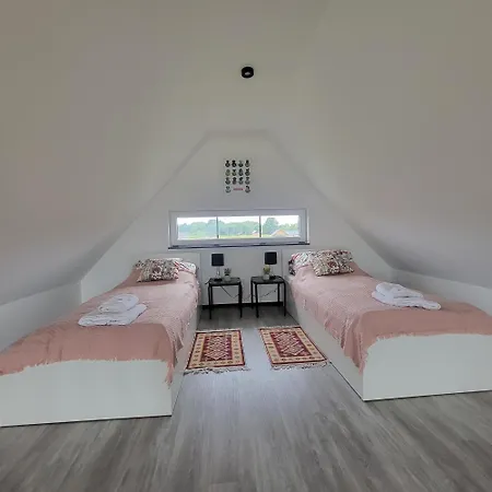 別荘 Baltic Barns Berg Wytowno