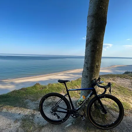 Baltic Barns Berg 別荘 Wytowno